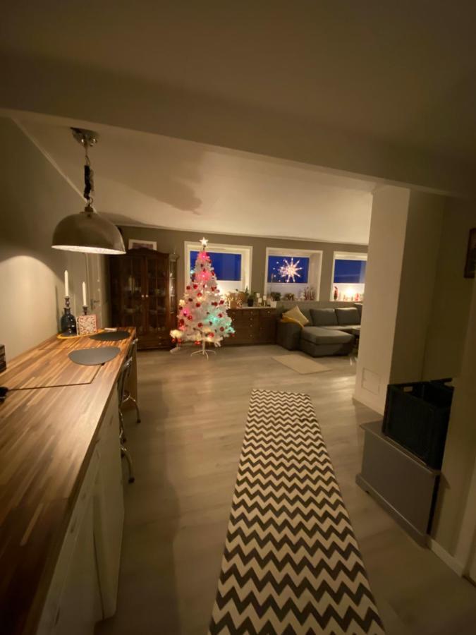 Lyngen, Mackay Appartment, Lyngen Lyngseidet Exterior photo